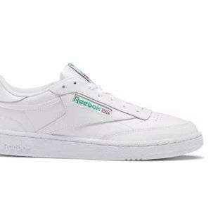 Reebok Classics Club C 85 trainers in White Size 7.5